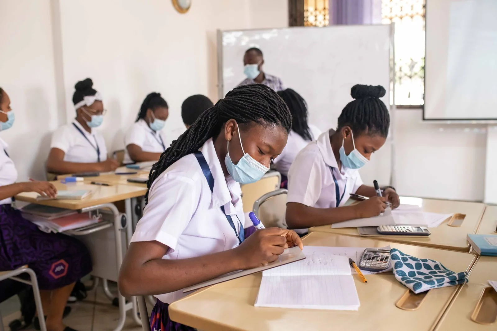ASA students studying with face masks during term